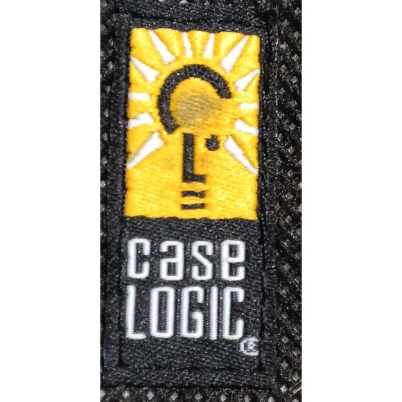 Case Logic Car Vehicle Visor CD Holder Opens up to Hold Even More 09/06 Up to 20 - Picture 4 of 7